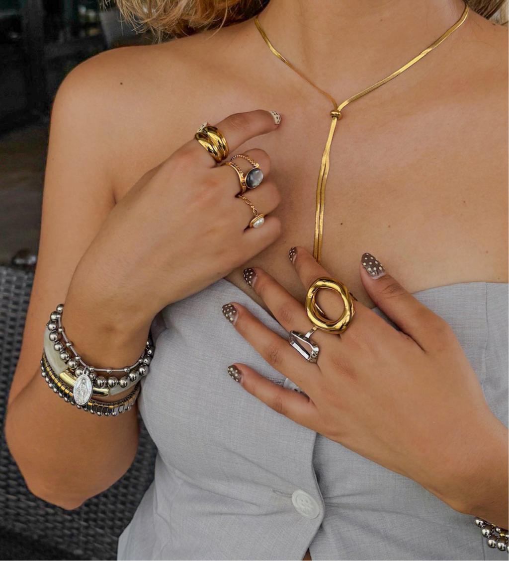 ANILLO RECTANGULO LARGO PLATEADO