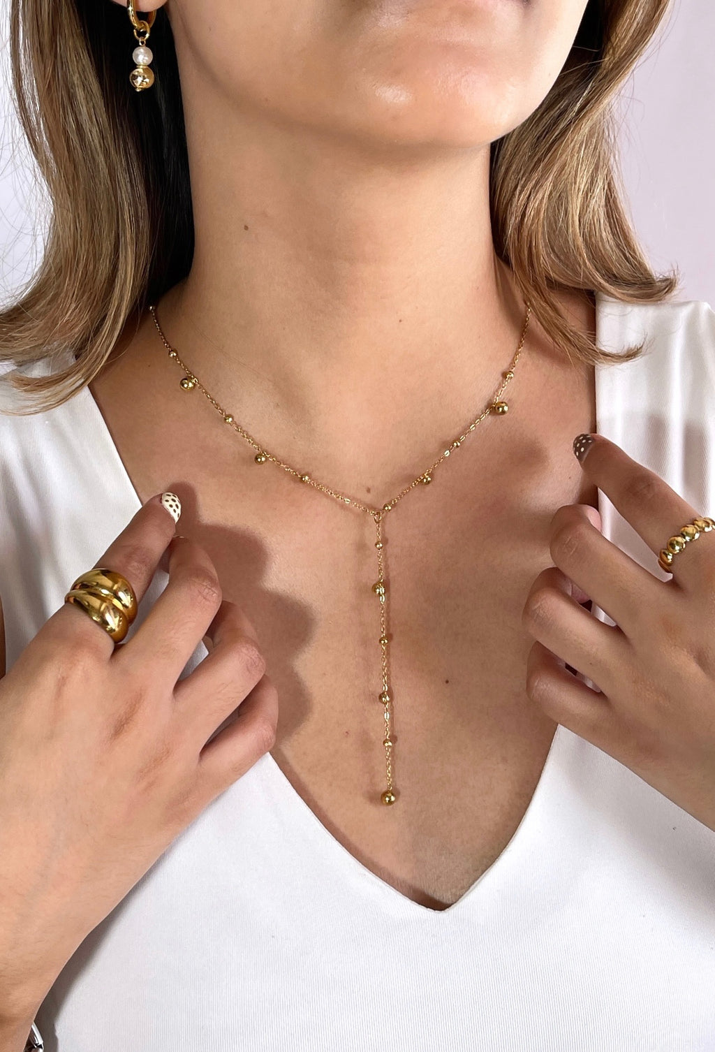 COLLAR BOLITAS DORADAS LARGO